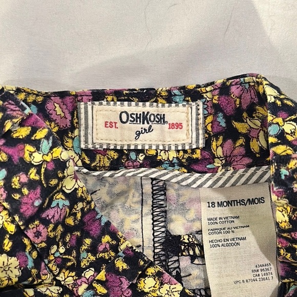 OshKosh B'gosh - LIKE NEW - Floral denim weight shorts. - Picture 2 of 4